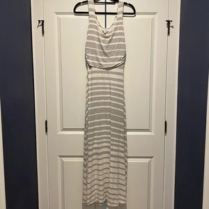 Athleta maxi—Size M